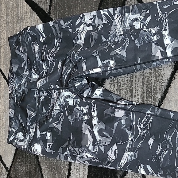 REEBOK LOGO LEGGINGS - Picture 2 of 9